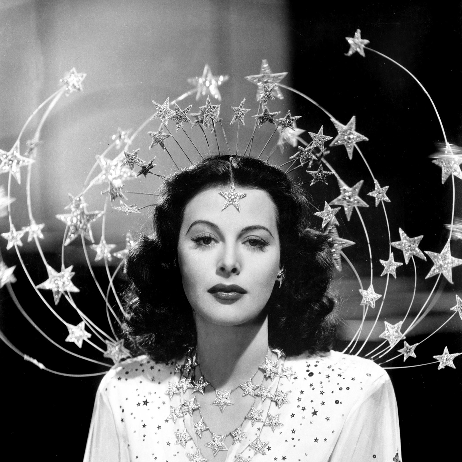 a-womens-thing-hedy-lamarr-ziegfeld-girl-reframed-pictures-02-1721631340.jpg