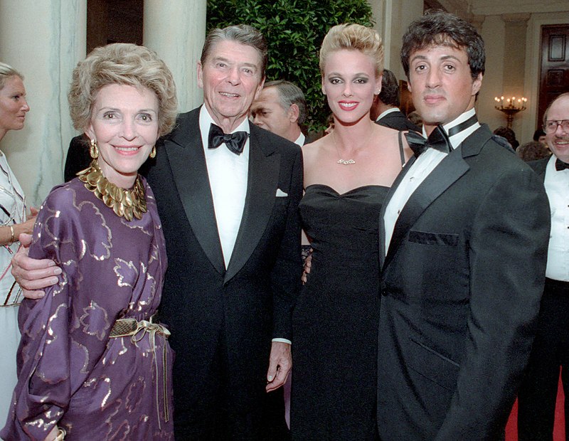 sylvester-stallone-brigitte-nielsen-cropped-1736865070.jpg