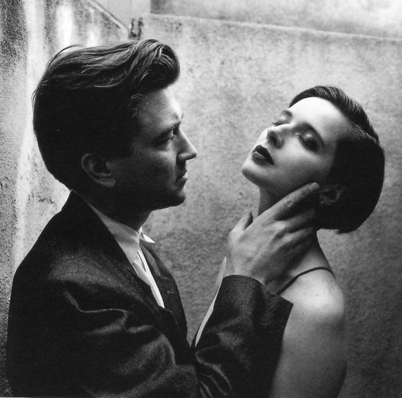 david-lynch-isabella-rossellini-by-helmut-newton-1737097579.jpg