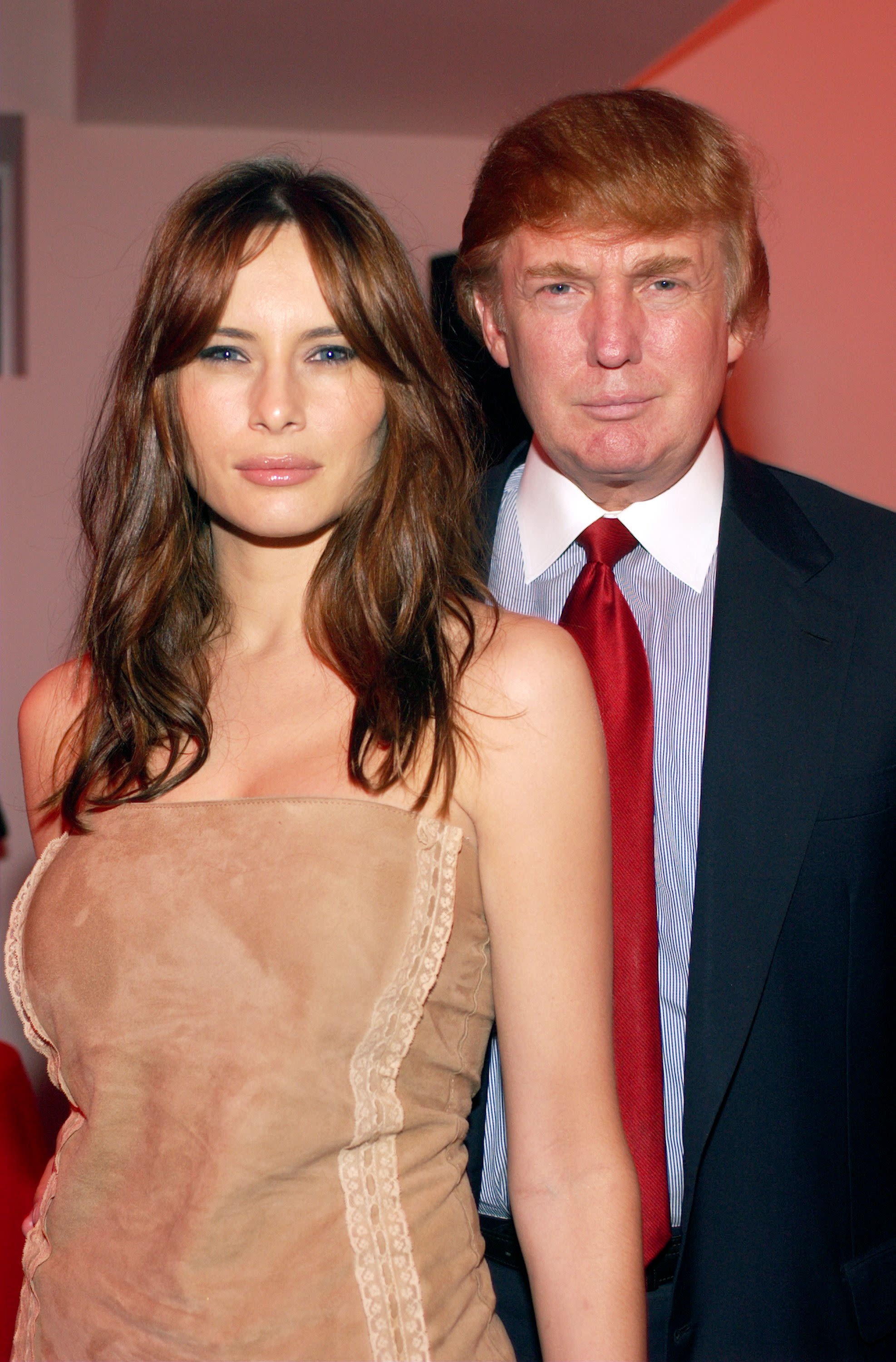 161018075526-melania-donald-trump-2002-1737405475.jpg