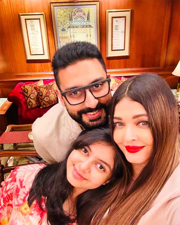 aishwarya-rai-bachchan-and-abhishek-bachchan-celebrate-17th-wedding-anniversary-with-adorable-family-photos-featuring-aaradhya-1758708184.jpg