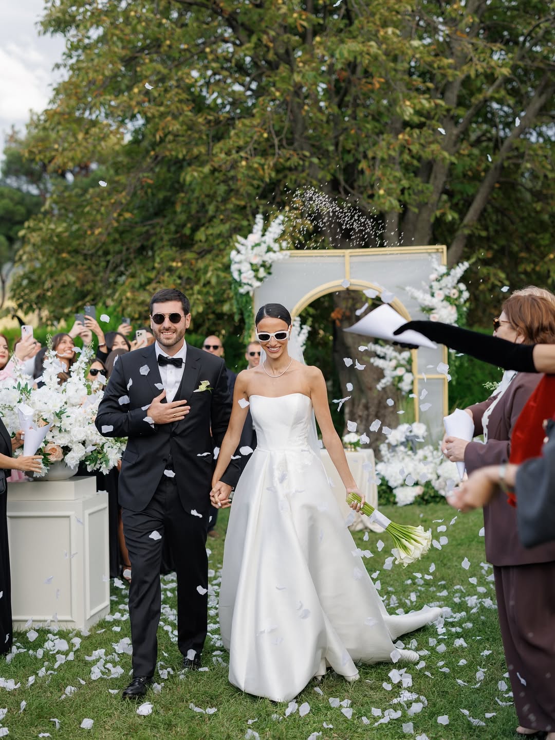 and-they-lived-happily-ever-afterketikhaduri-khvistanikk-dress-verawangbride-mua-mari-2-1759486840.jpg