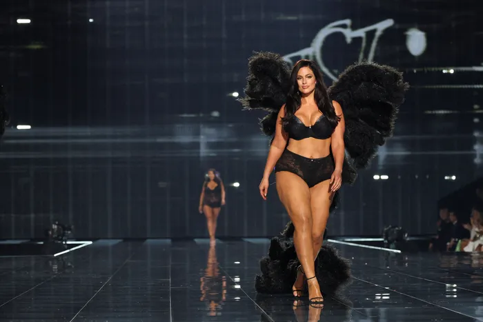 86716756007-20251016-t-002017-z-1746605541-rc-2-nchac-0-uaq-rtrmadp-3-fashionnewyorkvictoriasecret-1760632332.webp