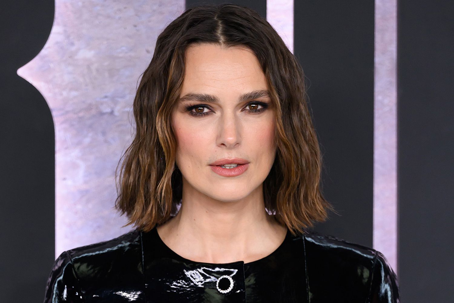 keira-knightley-black-doves-season-one-premiere-120624-1-8795766d777e4e0faac22a50a990d340-1774616414.jpg