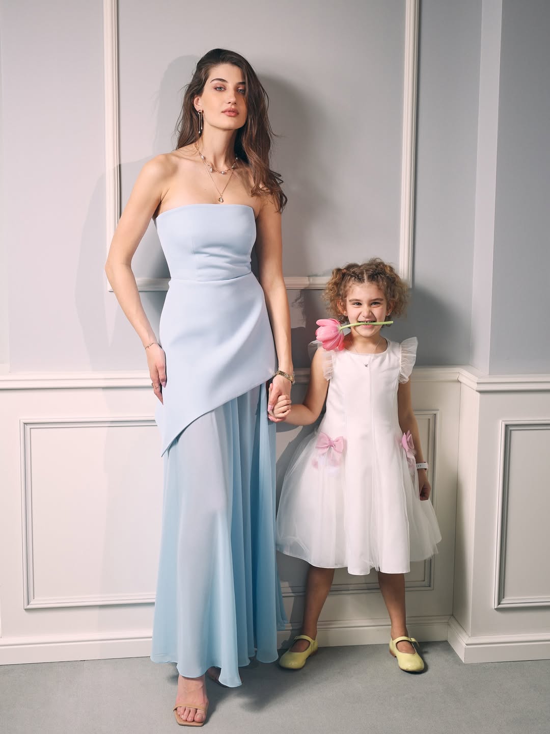 elene-and-ellie-3-girls-and-timele-1-1777657348.jpg