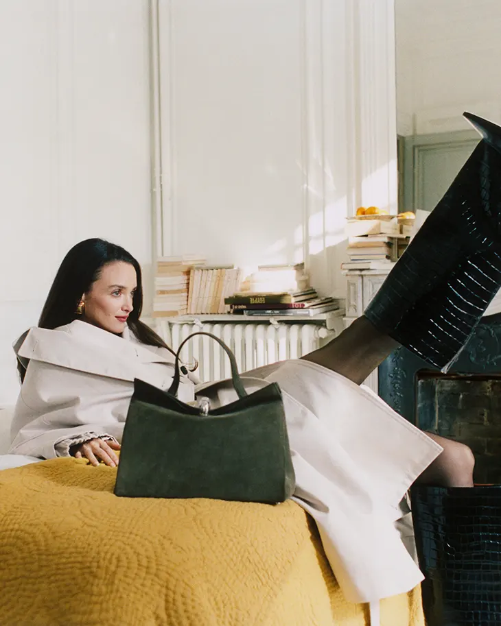 charlotte-le-bon-jacquemus-le-valerie-2-1778578569.webp