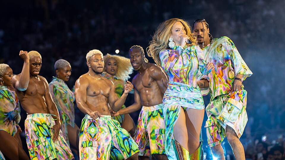 beyonce-tottenham-hotspur-stadium-1st-june-2023-41-of-118-52945302857-1778924782.jpg