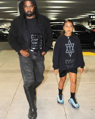 kanye-west-picks-up-north-basketball-spl-1781602166.webp