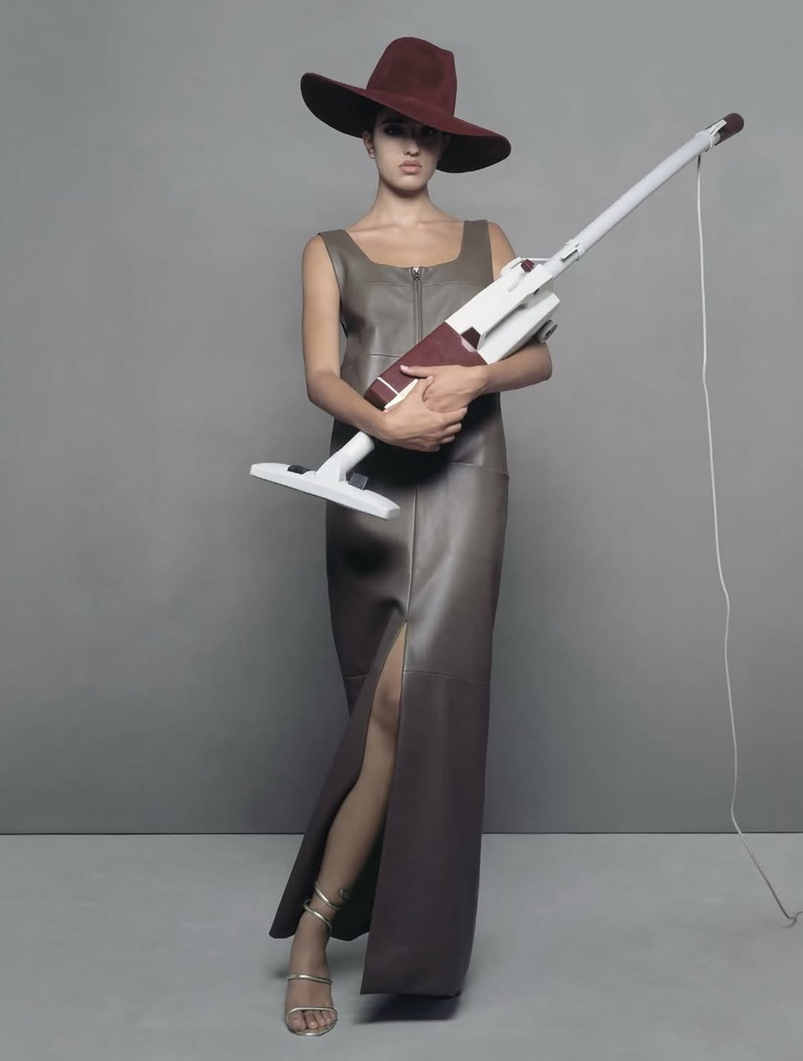 leonie-leoniecasselon-the-cover-story-numeromagazine-babethdjianphotographer-brigittenie-5-1790853816.jpg